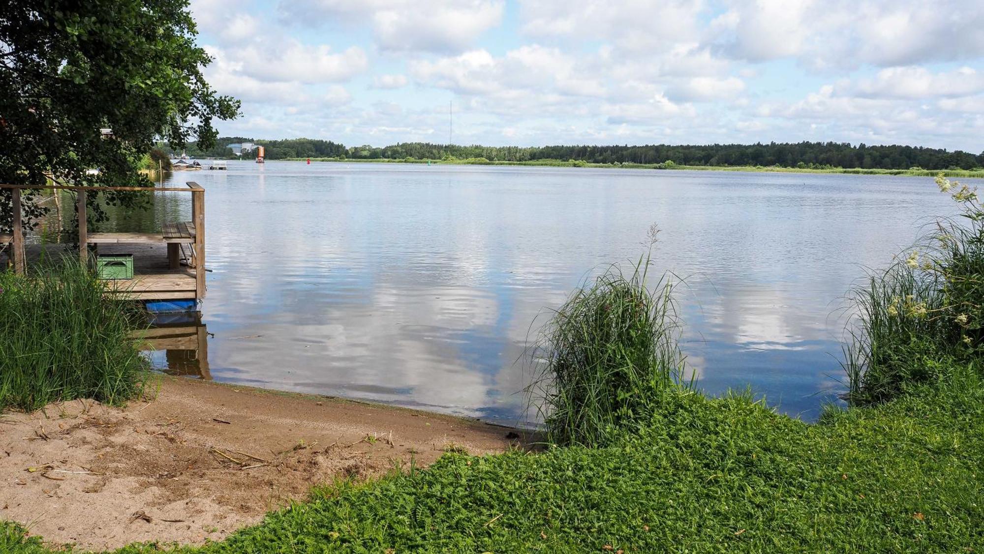 Komplett Laegenhet Med Sjoeutsikt Malmon 外观 照片